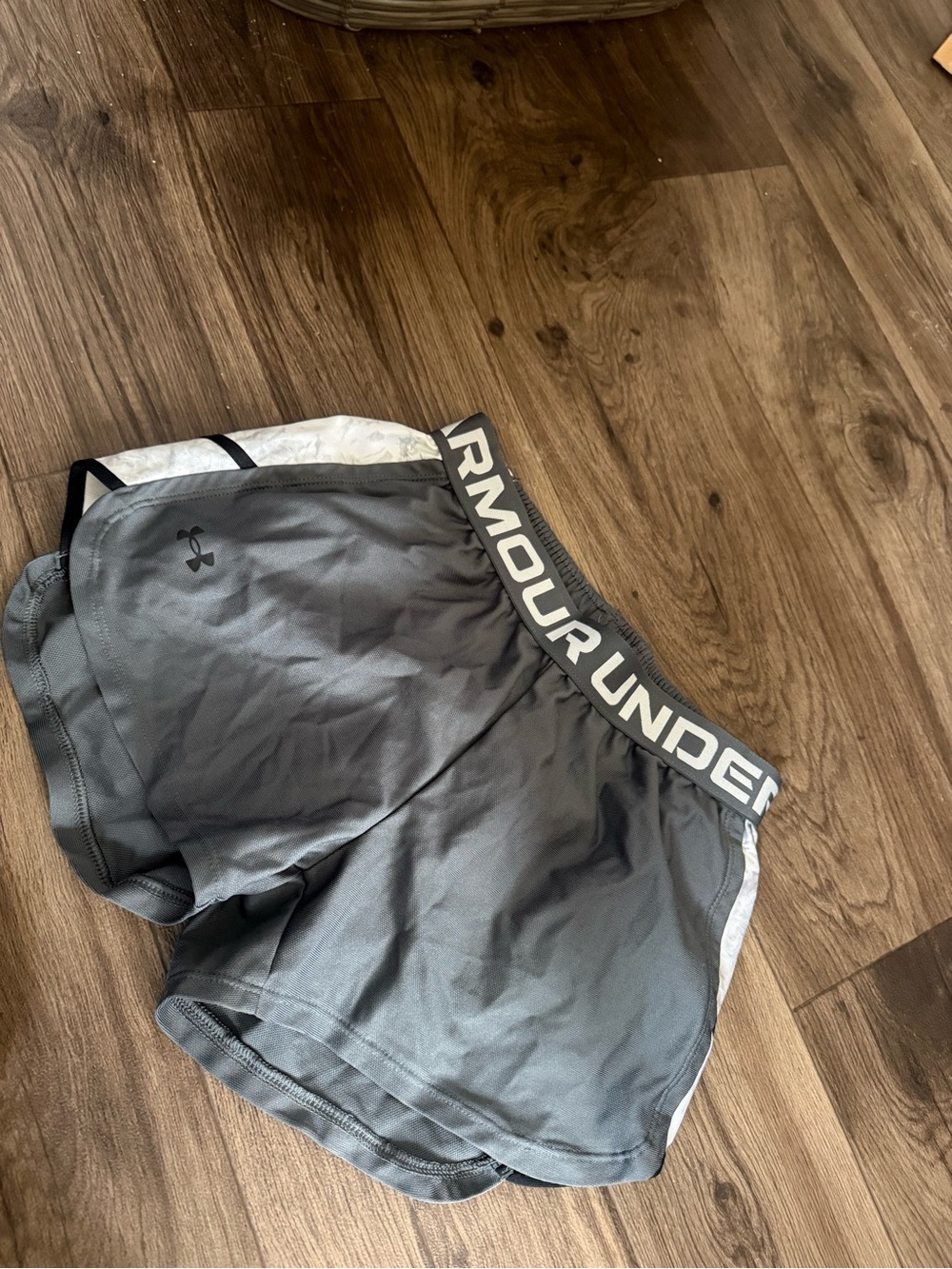 Under Armour Gray Athletic women’s Shorts